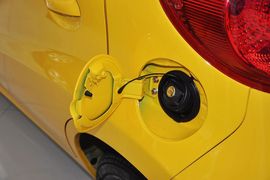 2012款江淮悦悦1.0L手动豪华型