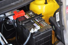 2012款江淮悦悦1.0L手动豪华型