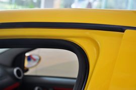 2012款江淮悦悦1.0L手动豪华型