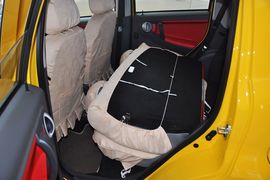 2012款江淮悦悦1.0L手动豪华型