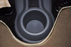 2012款江淮悦悦1.0L手动豪华型