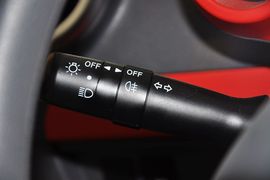 2012款江淮悦悦1.0L手动豪华型