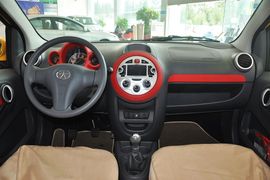 2012款江淮悦悦1.0L手动豪华型