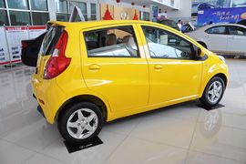 2012款江淮悦悦1.0L手动豪华型