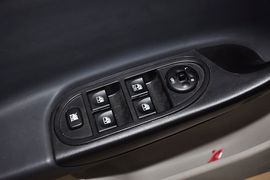 2012款江淮同悦1.3L豪华型