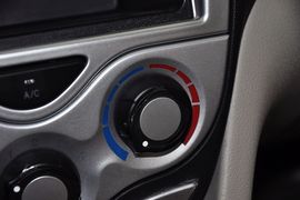 2012款江淮同悦1.3L豪华型