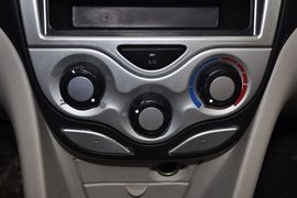 2012款江淮同悦1.3L豪华型