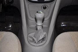 2012款江淮同悦1.3L豪华型