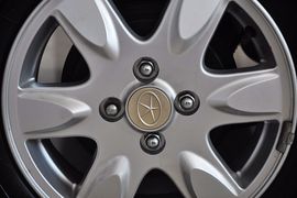2012款江淮同悦1.3L豪华型