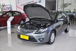 2012款海马福美来VS