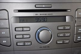 2012款江淮和悦RS