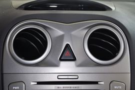 2012款江淮和悦RS