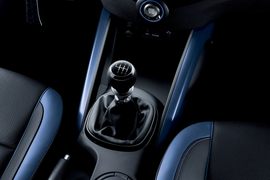 2013款现代飞思Veloster
