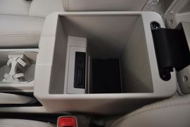 全新比亚迪速锐1.5TI手动豪华型