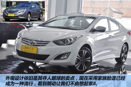 2012款北京现代朗动1.8L手自一体尊贵型
