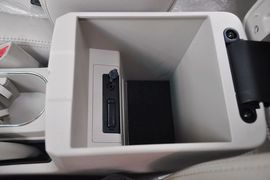 全新比亚迪速锐1.5L手动豪华型