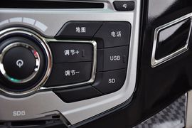 全新比亚迪速锐1.5L手动豪华型