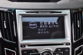 全新比亚迪速锐1.5L手动豪华型