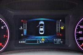全新比亚迪速锐1.5L手动豪华型