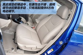 全新比亚迪速锐1.5L手动豪华型到店实拍