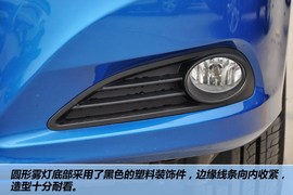 全新比亚迪速锐1.5L手动豪华型到店实拍