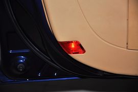 2012款华泰宝利格1.8T自动两驱行政版