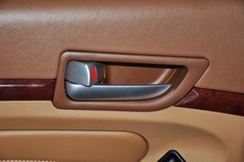 2012款华泰宝利格1.8T自动两驱行政版