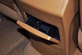 2012款华泰宝利格1.8T自动两驱行政版