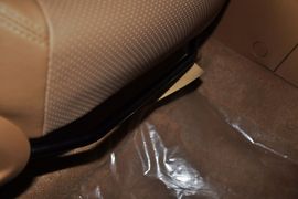 2012款华泰宝利格1.8T自动两驱行政版