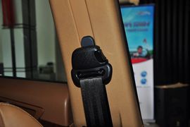 2012款华泰宝利格1.8T自动两驱行政版