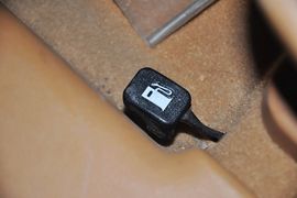 2012款华泰宝利格1.8T自动两驱行政版