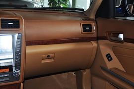 2012款华泰宝利格1.8T自动两驱行政版