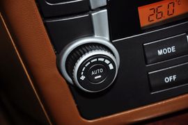 2012款华泰宝利格1.8T自动两驱行政版