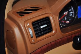 2012款华泰宝利格1.8T自动两驱行政版