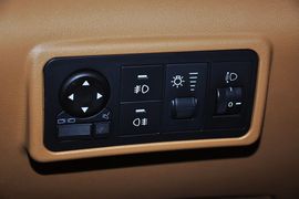 2012款华泰宝利格1.8T自动两驱行政版