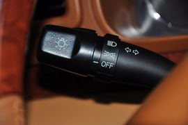 2012款华泰宝利格1.8T自动两驱行政版