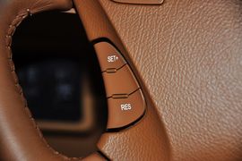 2012款华泰宝利格1.8T自动两驱行政版