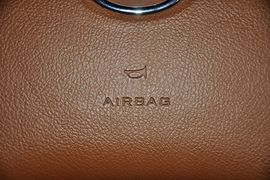 2012款华泰宝利格1.8T自动两驱行政版