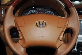 2012款华泰宝利格1.8T自动两驱行政版