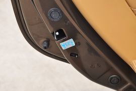 2012款华泰宝利格1.8T手动两驱智汇版