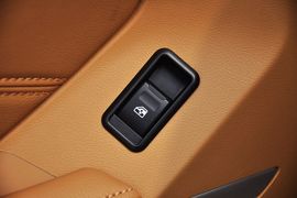 2012款华泰宝利格1.8T手动两驱智汇版