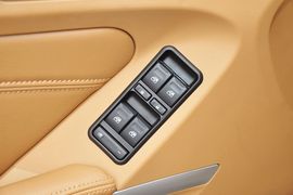 2012款华泰宝利格1.8T手动两驱智汇版