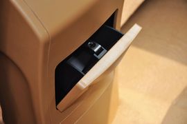 2012款华泰宝利格1.8T手动两驱智汇版