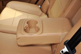 2012款华泰宝利格1.8T手动两驱智汇版