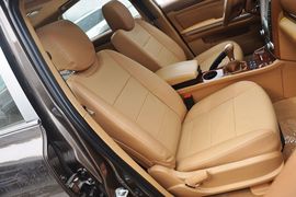 2012款华泰宝利格1.8T手动两驱智汇版