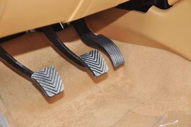 2012款华泰宝利格1.8T手动两驱智汇版