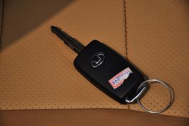 2012款华泰宝利格1.8T手动两驱智汇版