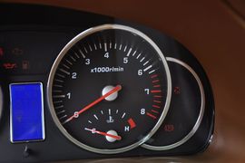 2012款华泰宝利格1.8T手动两驱智汇版