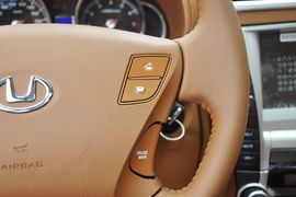 2012款华泰宝利格1.8T手动两驱智汇版