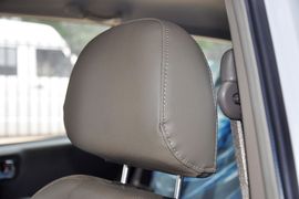 2012款华泰圣达菲2.0L手动两驱豪华型